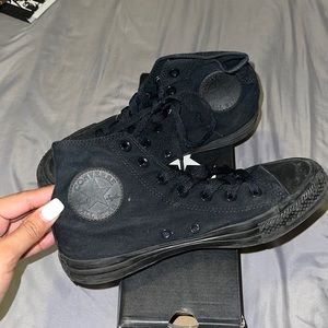 Black high top converse womens size 7 mens 5